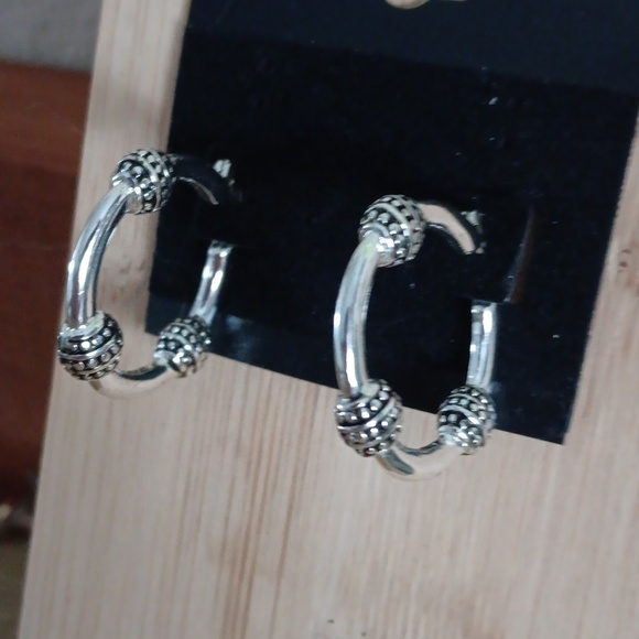 Silver Tone Post Snap Closure Hoop Earrings - Picture 5 of 5